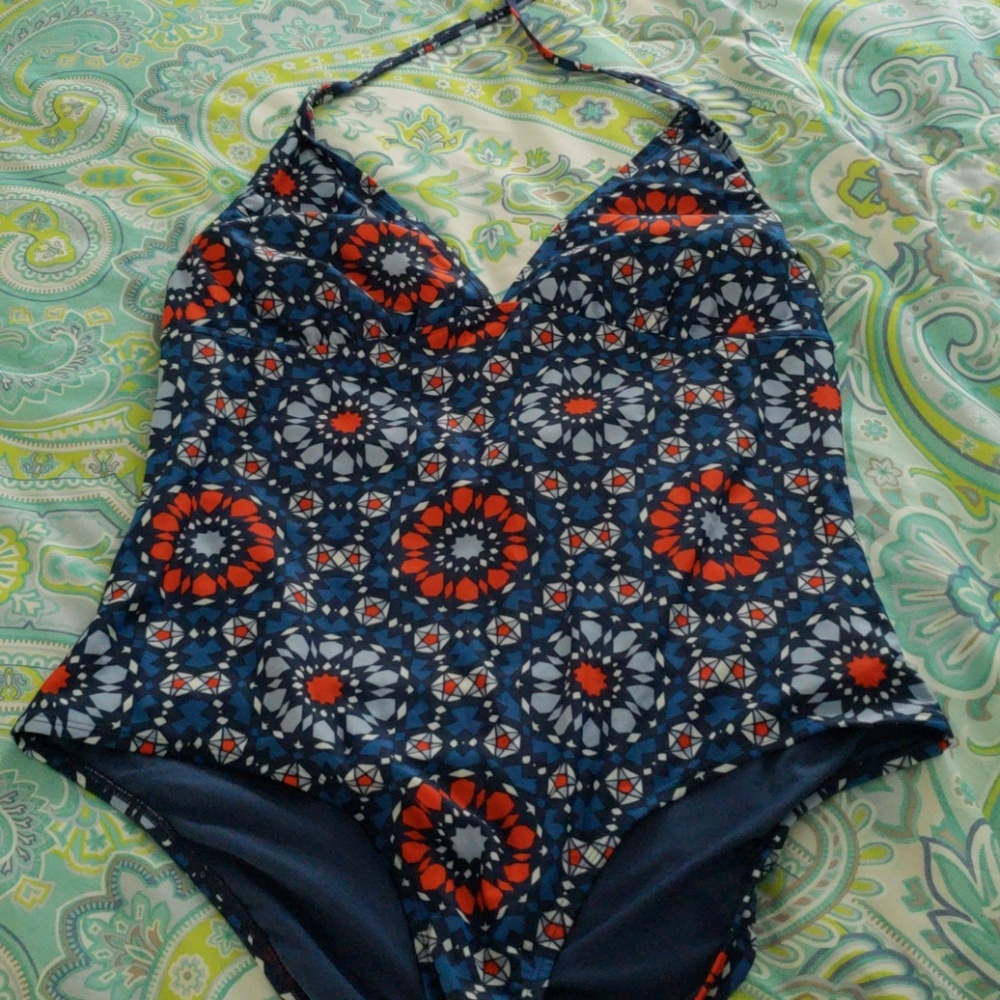 Old Navy one piece swimsuit